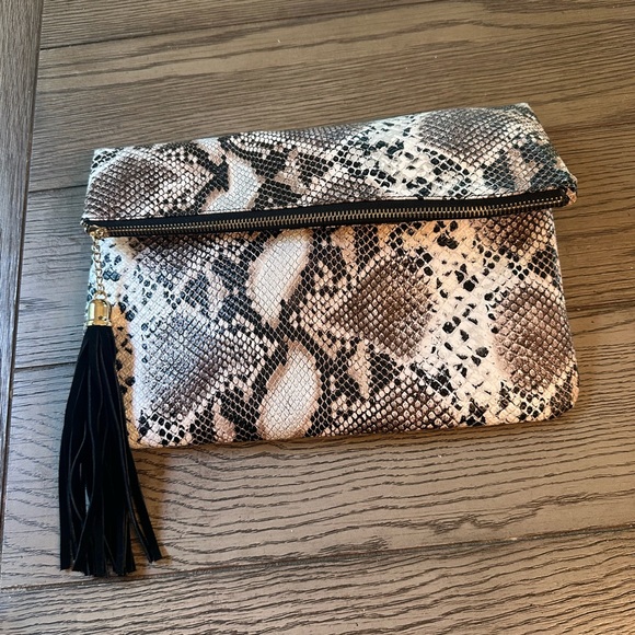 MG Collection Elegant Snakeskin Clutch Leather Tassel - Picture 1 of 15